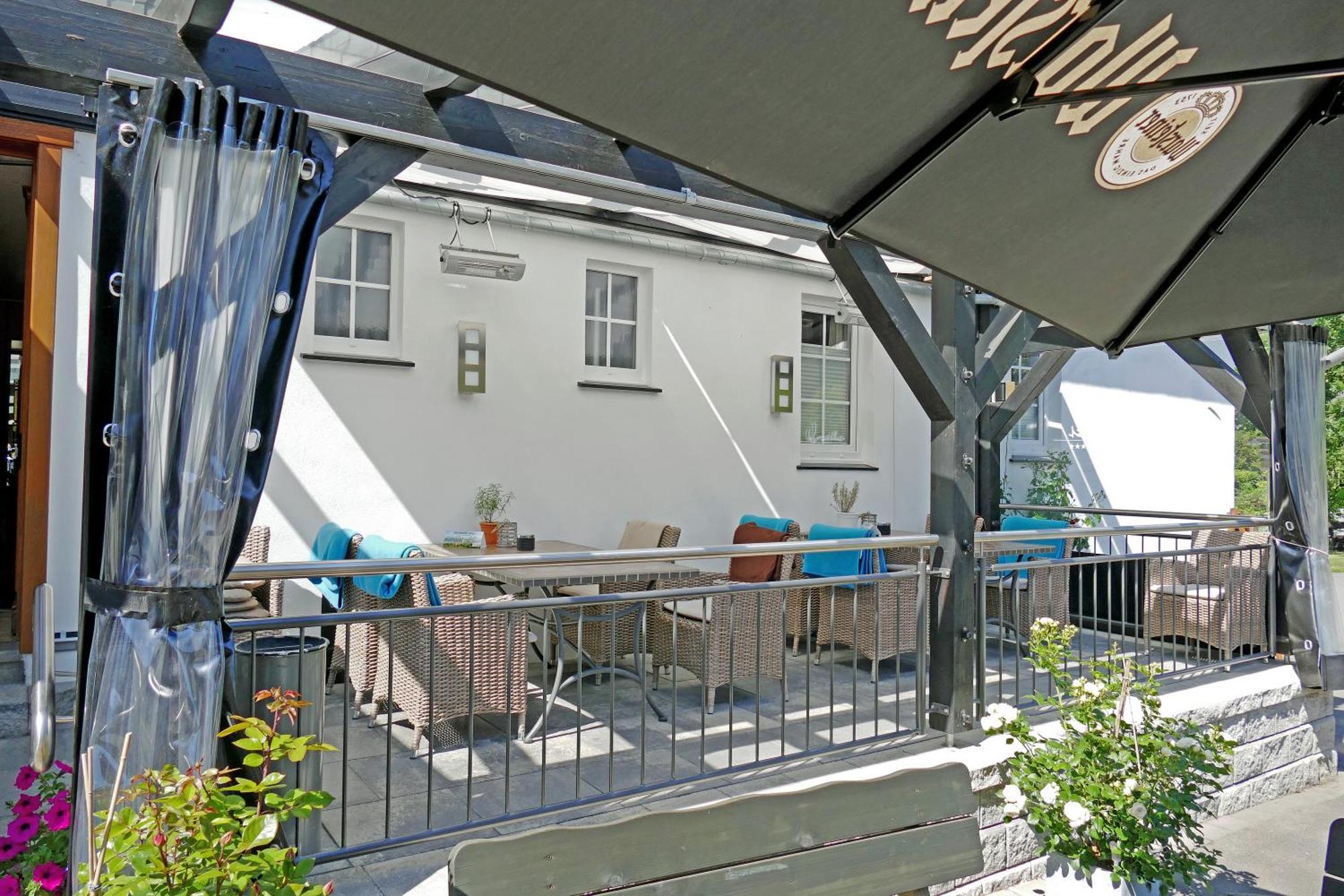 Gasthof Zur Post Schmallenberg Exterior photo